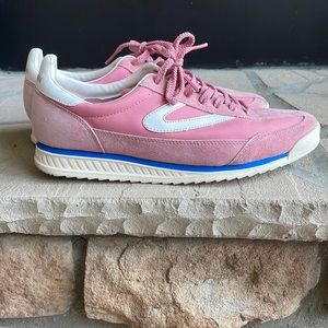 Tretorn shoes - size 9